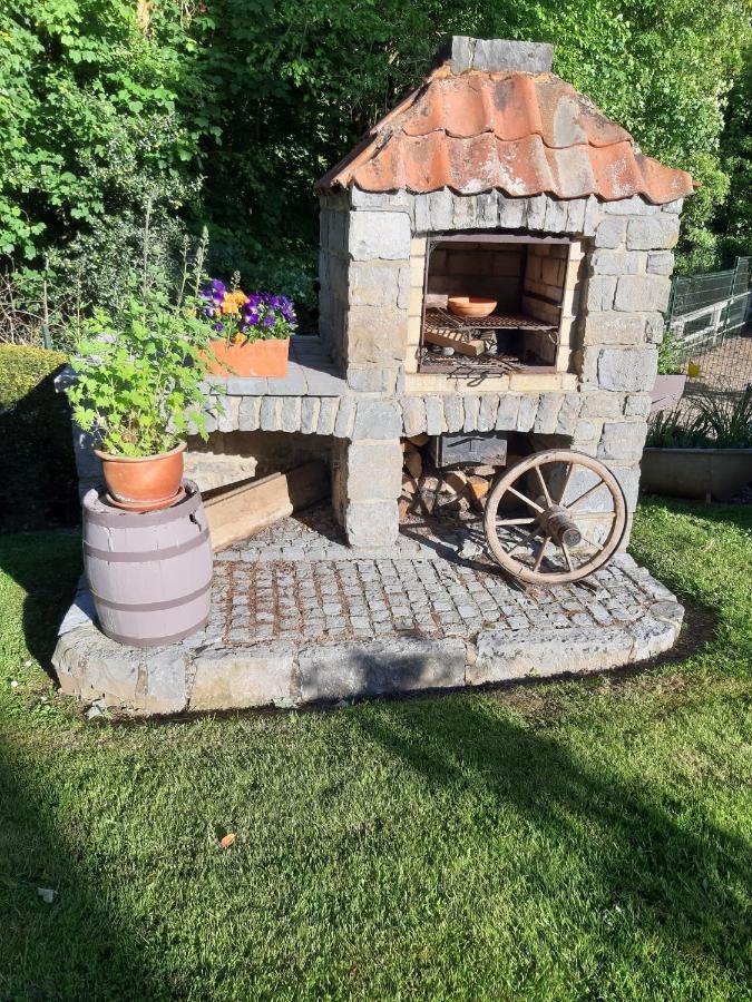 Chambres Chez Nanou Avec Petit Dejeuner Chimay Kültér fotó
